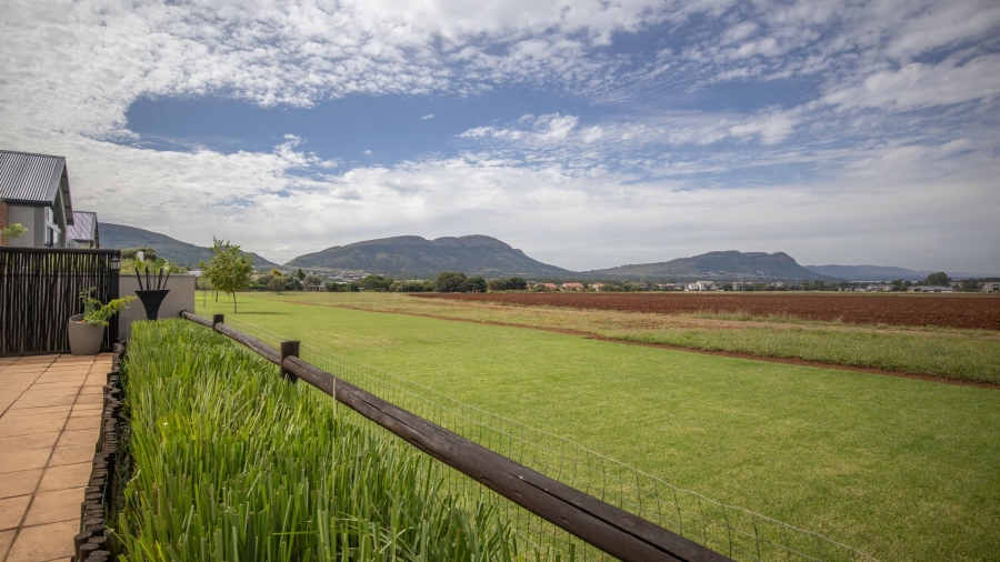 To Let 3 Bedroom Property for Rent in The Coves North West